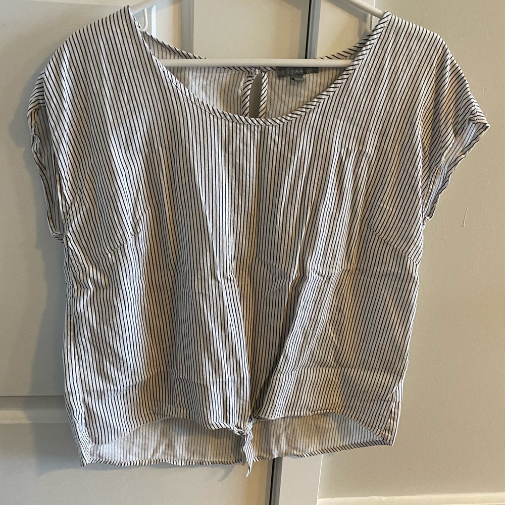 Short sleeve shirt
